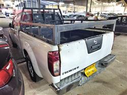 نيسان فرونتر